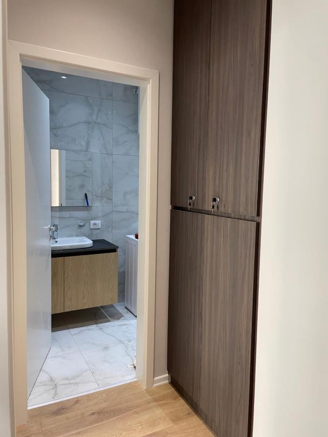 New Brilant Apartment Тирана Экстерьер фото