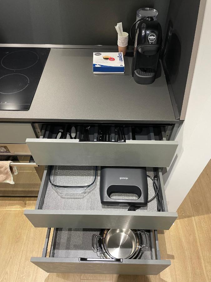 New Brilant Apartment Тирана Экстерьер фото