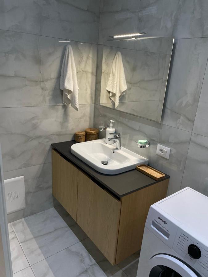 New Brilant Apartment Тирана Экстерьер фото